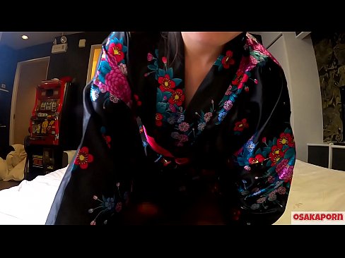 ❤️ Jong cosplay meisje houdt van seks tot orgasme met een squirt in een paardenvrouwtje en een blowjob. Aziatisch meisje met harig kutje en mooie tieten in traditioneel Japans kostuum in amateur video waarin masturbatie met neukspeeltjes wordt getoond. Sakura 3 OSAKAPORN. ❤️❌ Beautiful porno at us
